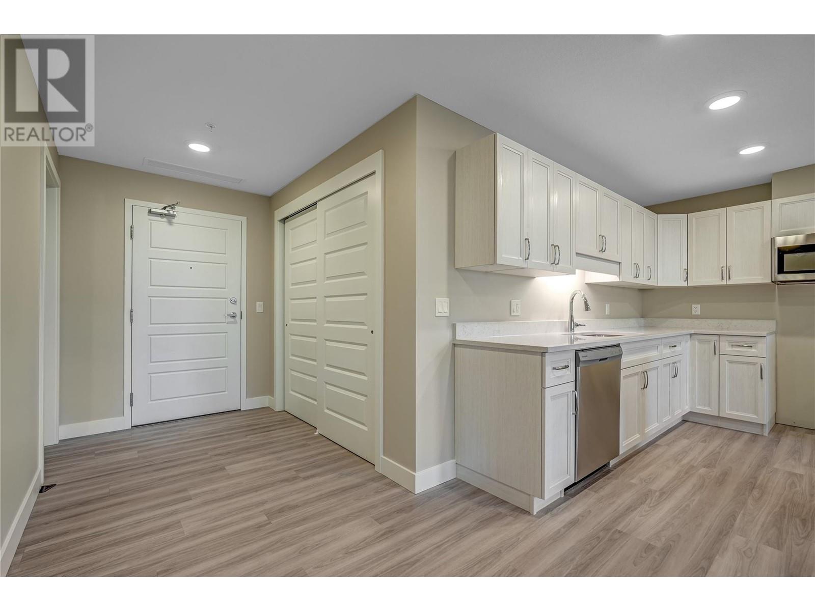 5640 51st Street Unit# 406, Osoyoos