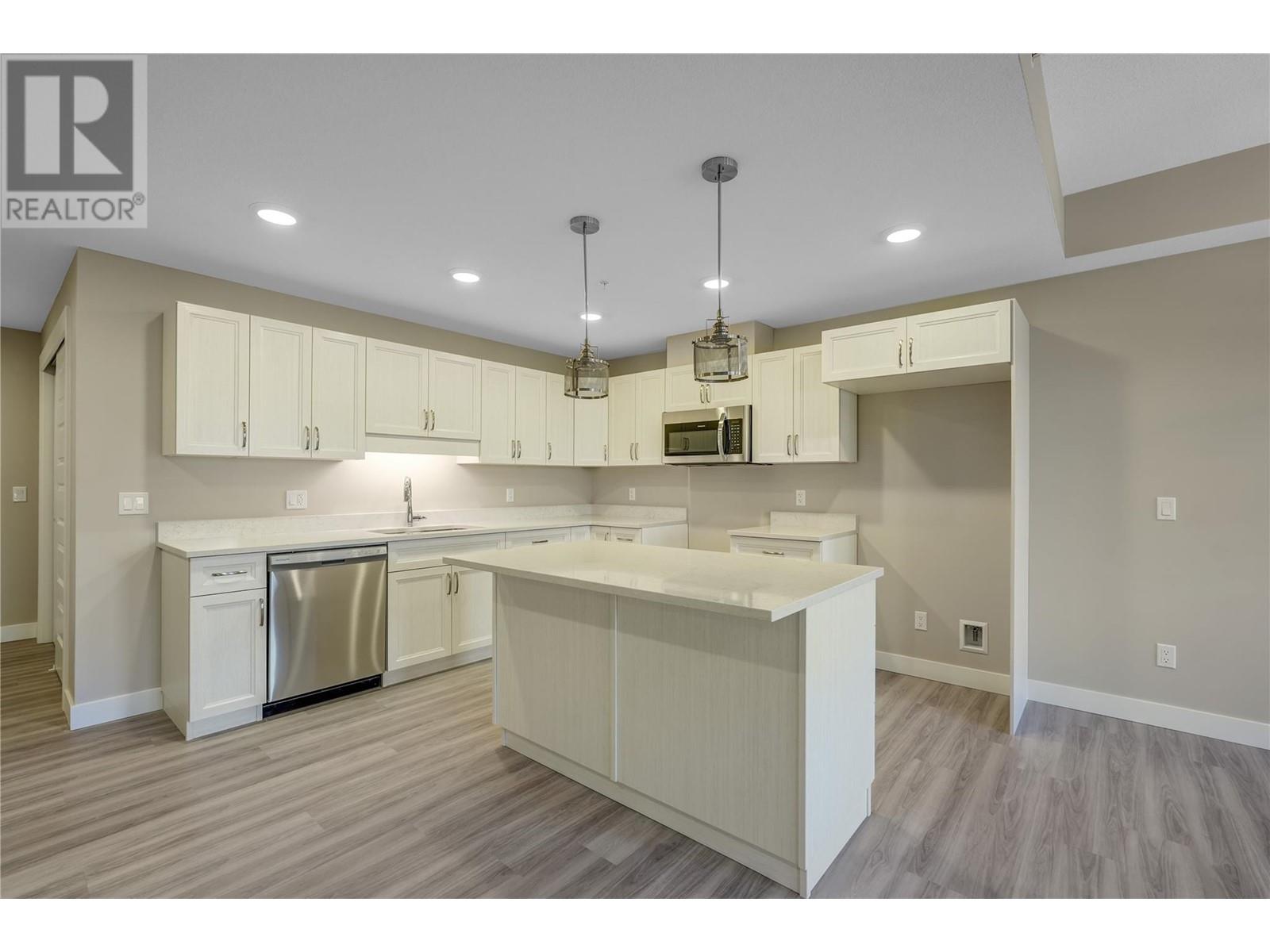 5640 51st Street Unit# 406, Osoyoos