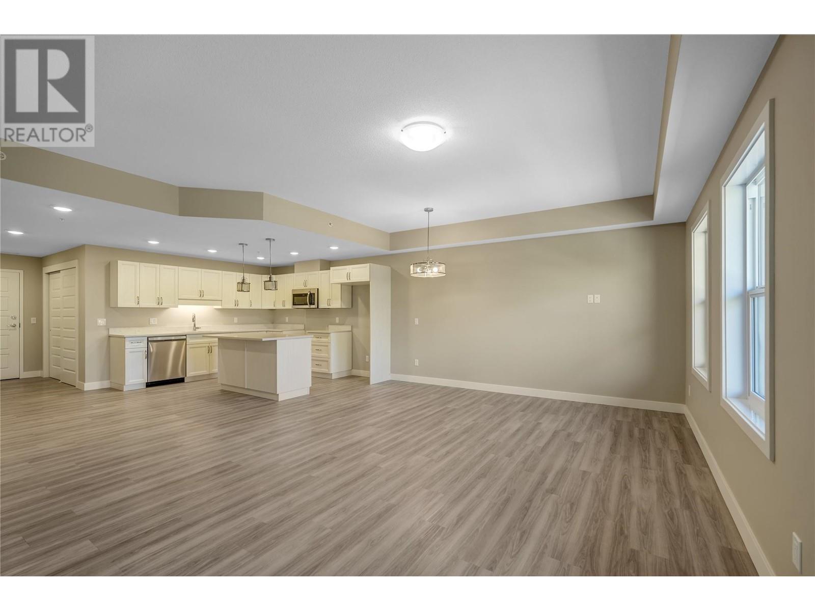 5640 51st Street Unit# 406, Osoyoos