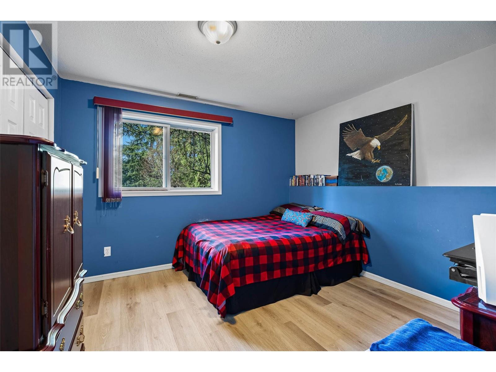 Photo 17 of 2504 Forest Drive, Blind Bay BC
