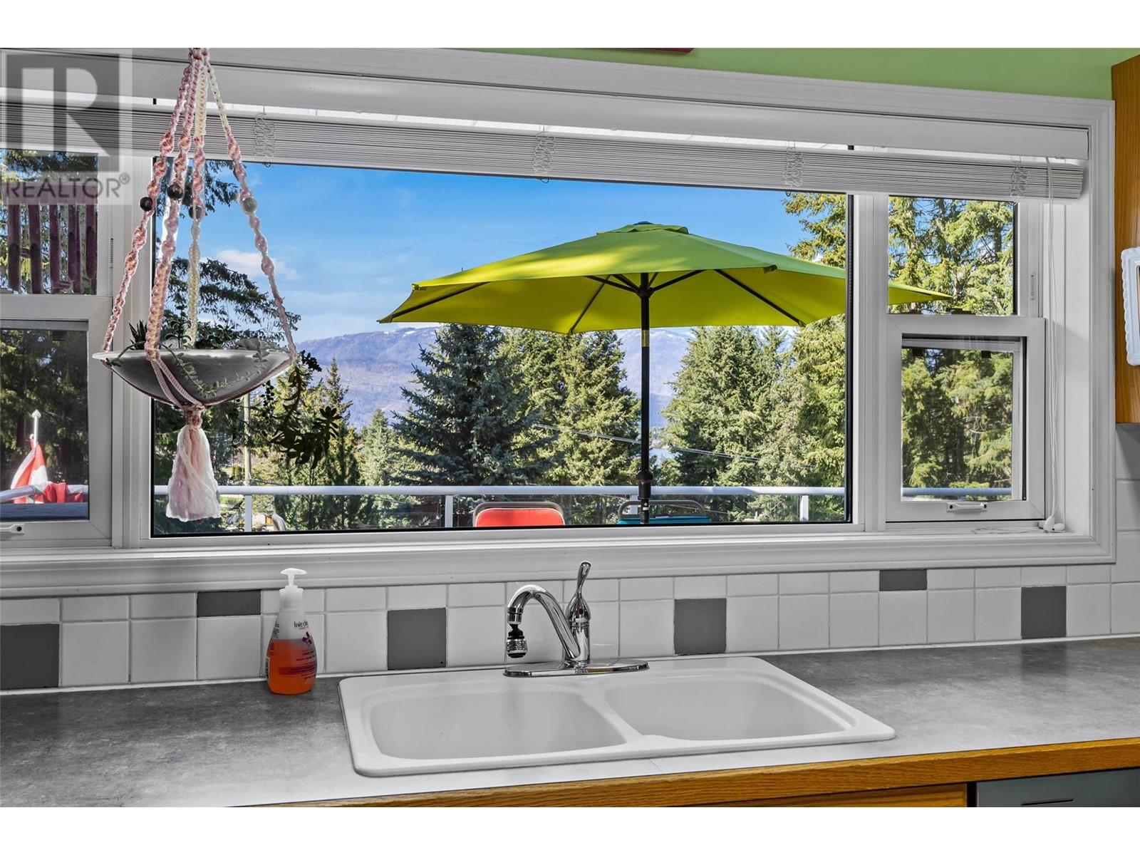 Photo 31 of 2504 Forest Drive, Blind Bay BC