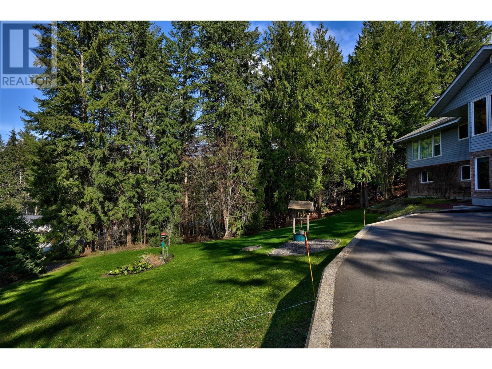 Photo 29 of 2504 Forest Drive, Blind Bay BC