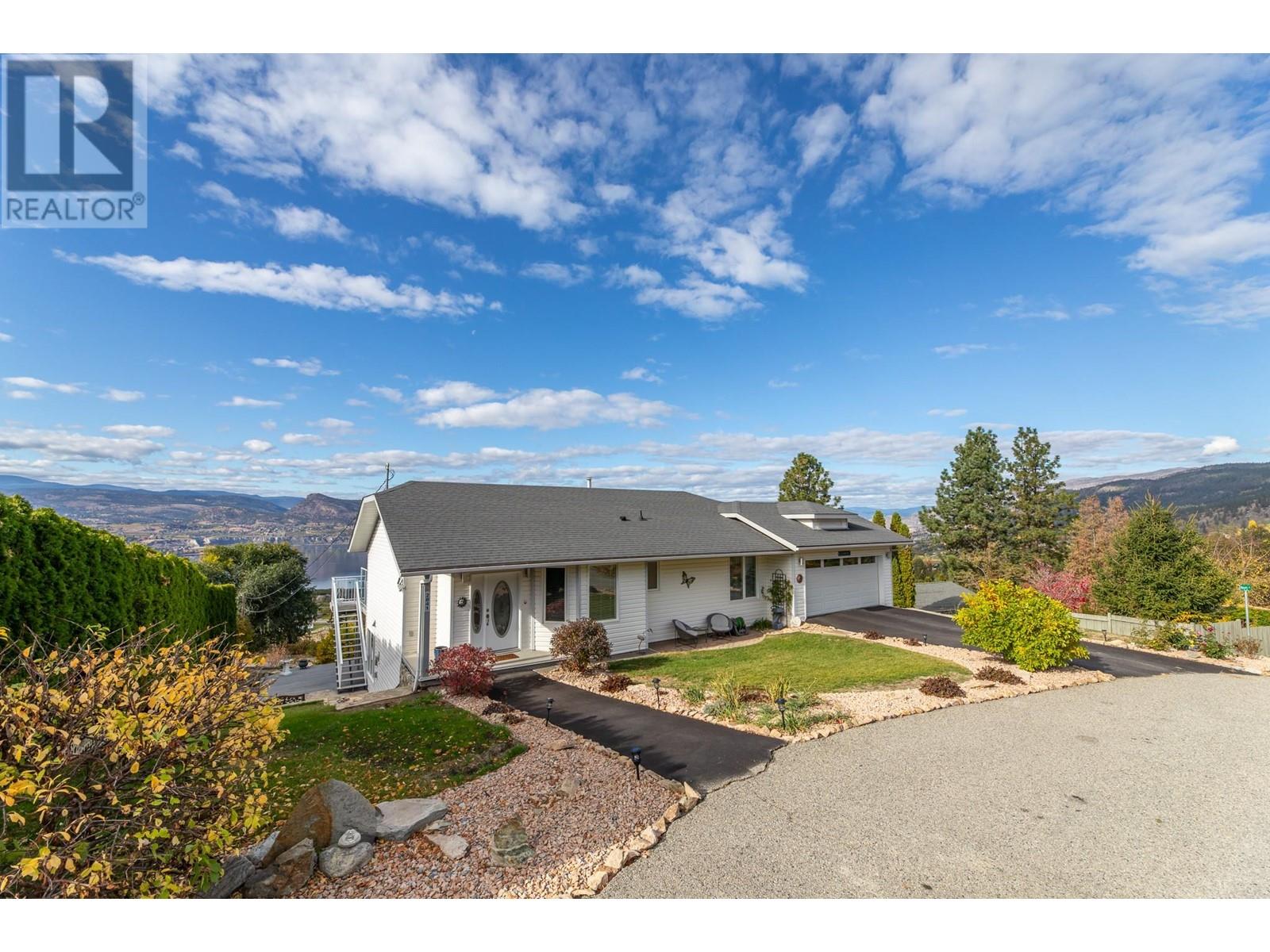 2841 Noyes Road, Naramata