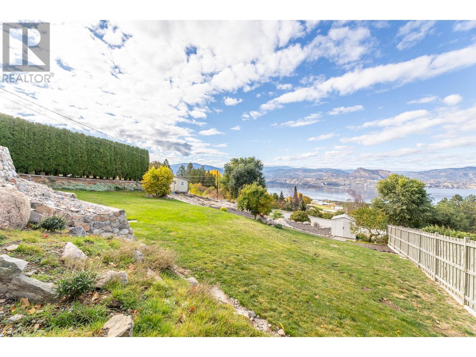 2841 Noyes Road, Naramata