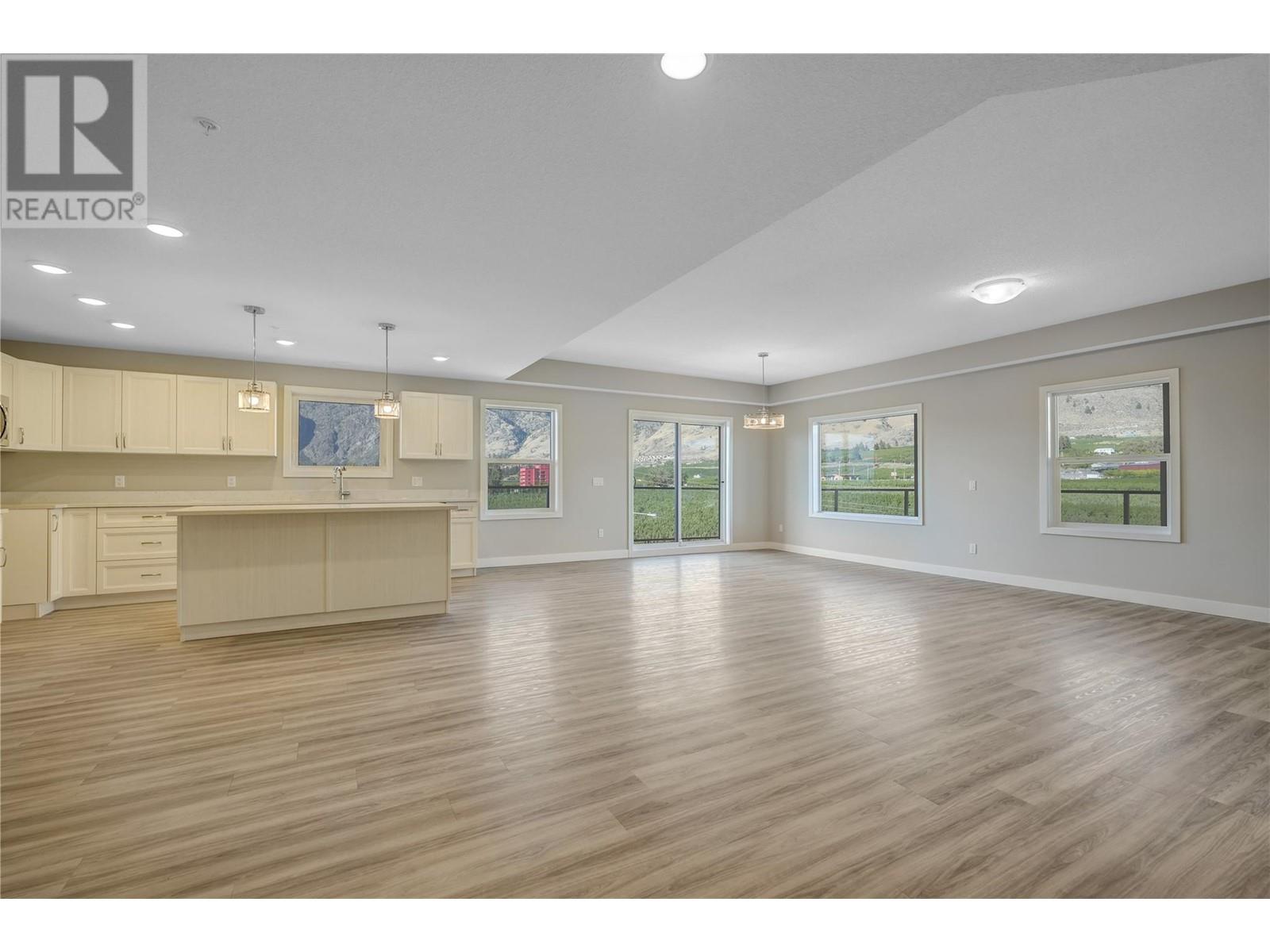 5640 51st Street Unit# 407, Osoyoos