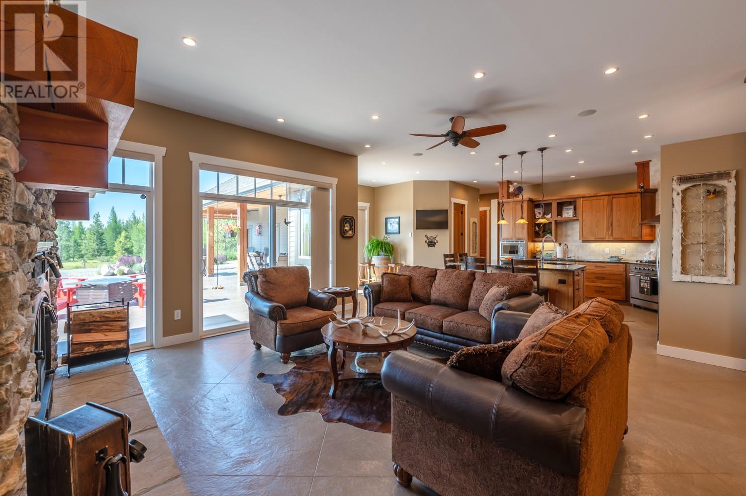 896 Raven Hill Road, Osoyoos