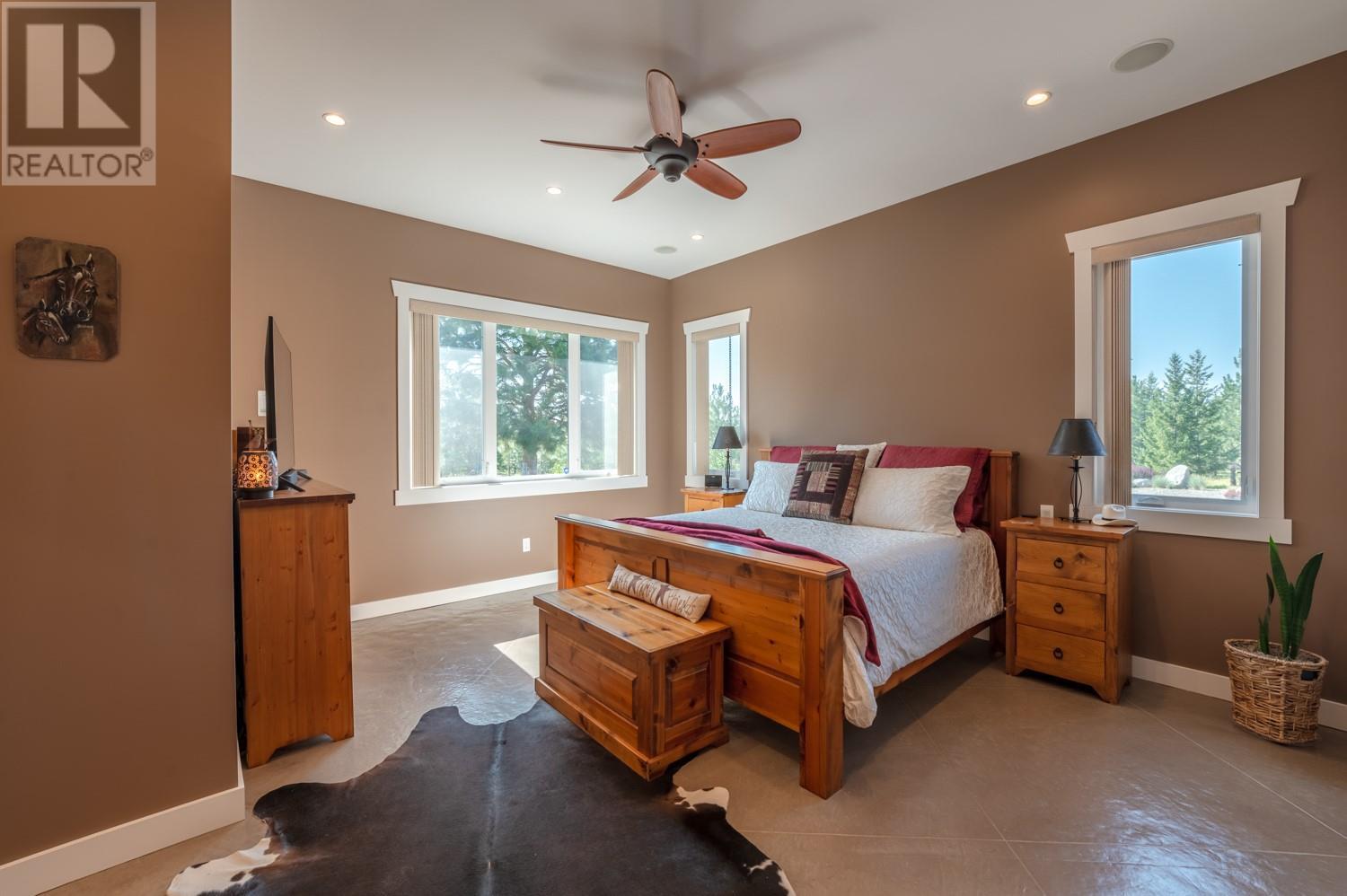 896 Raven Hill Road, Osoyoos