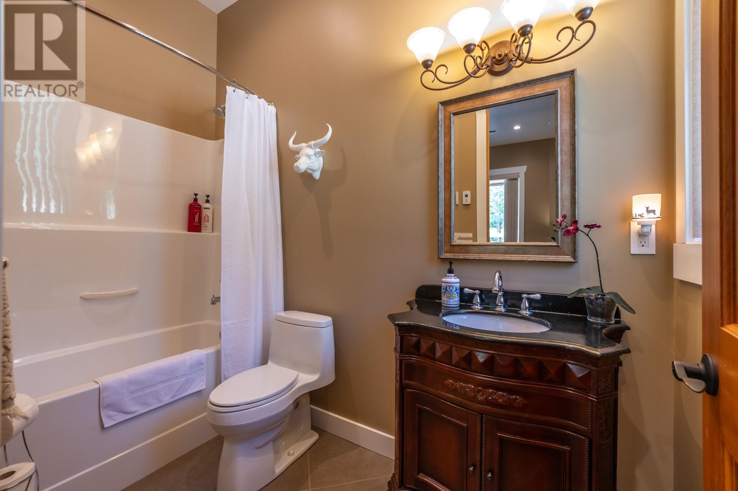896 Raven Hill Road, Osoyoos