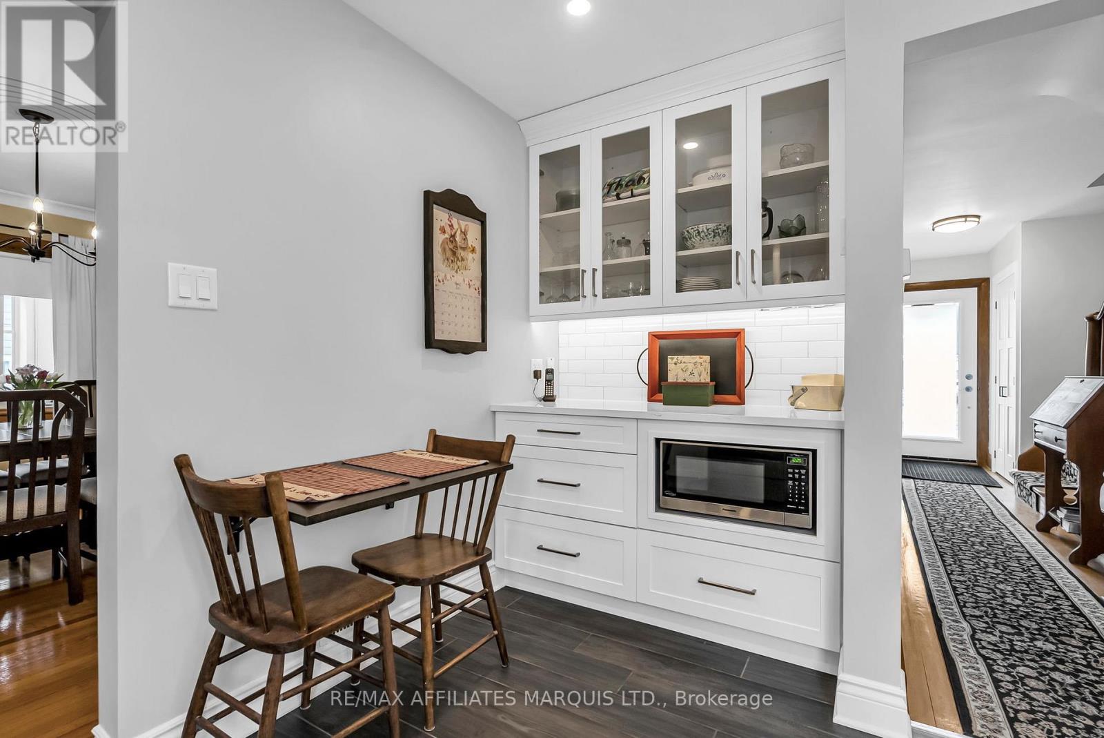 Photo 10 of 1601 Peter Street, Cornwall ON