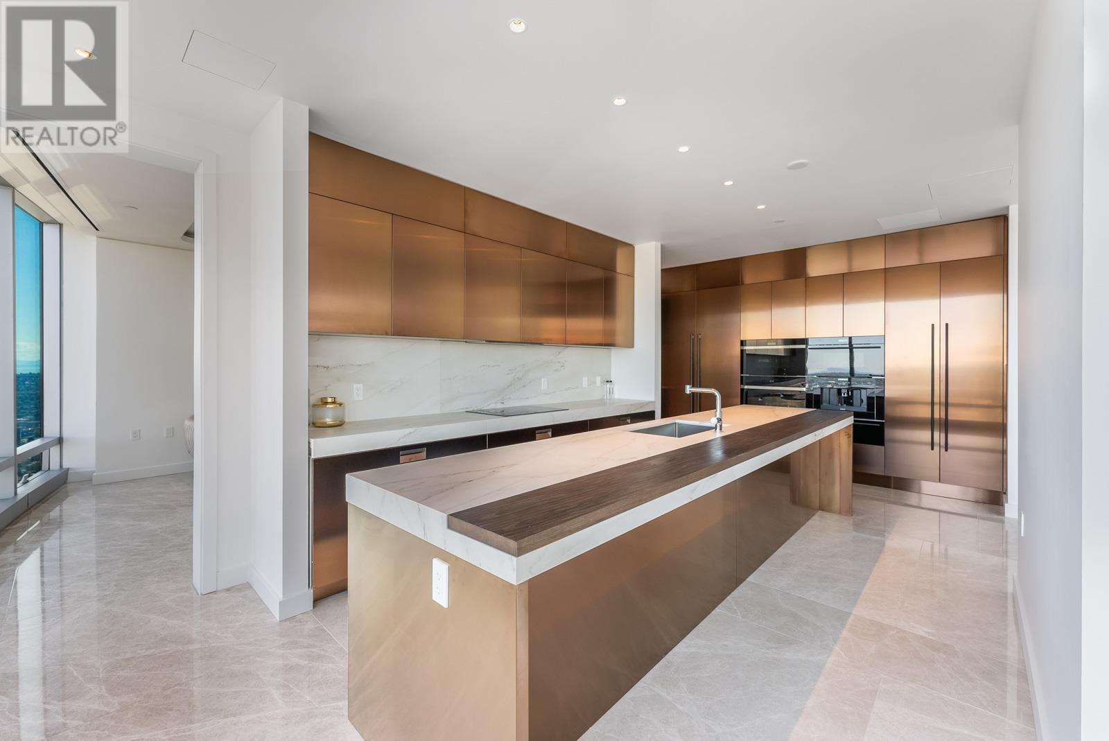 PH2 1151 W GEORGIA STREET, Vancouver