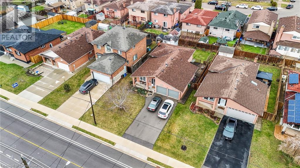 Photo 41 of 215 Dewitt Road, Stoney Creek ON