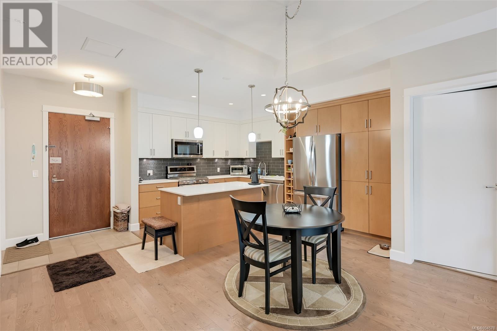 203 3110 Havenwood Lane, Colwood