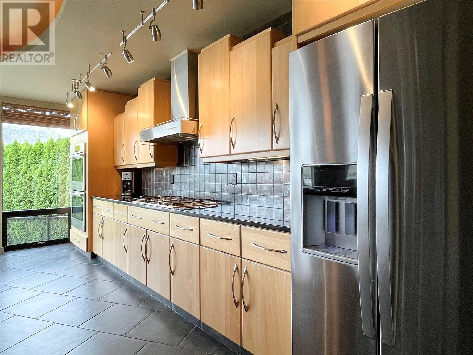 17949 87TH Street, Osoyoos