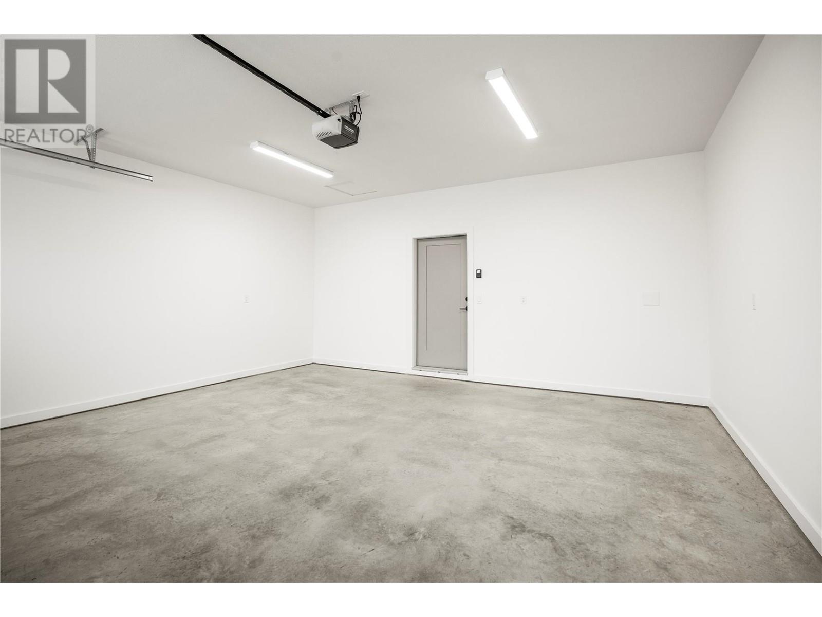 7077 Manning Place, Vernon