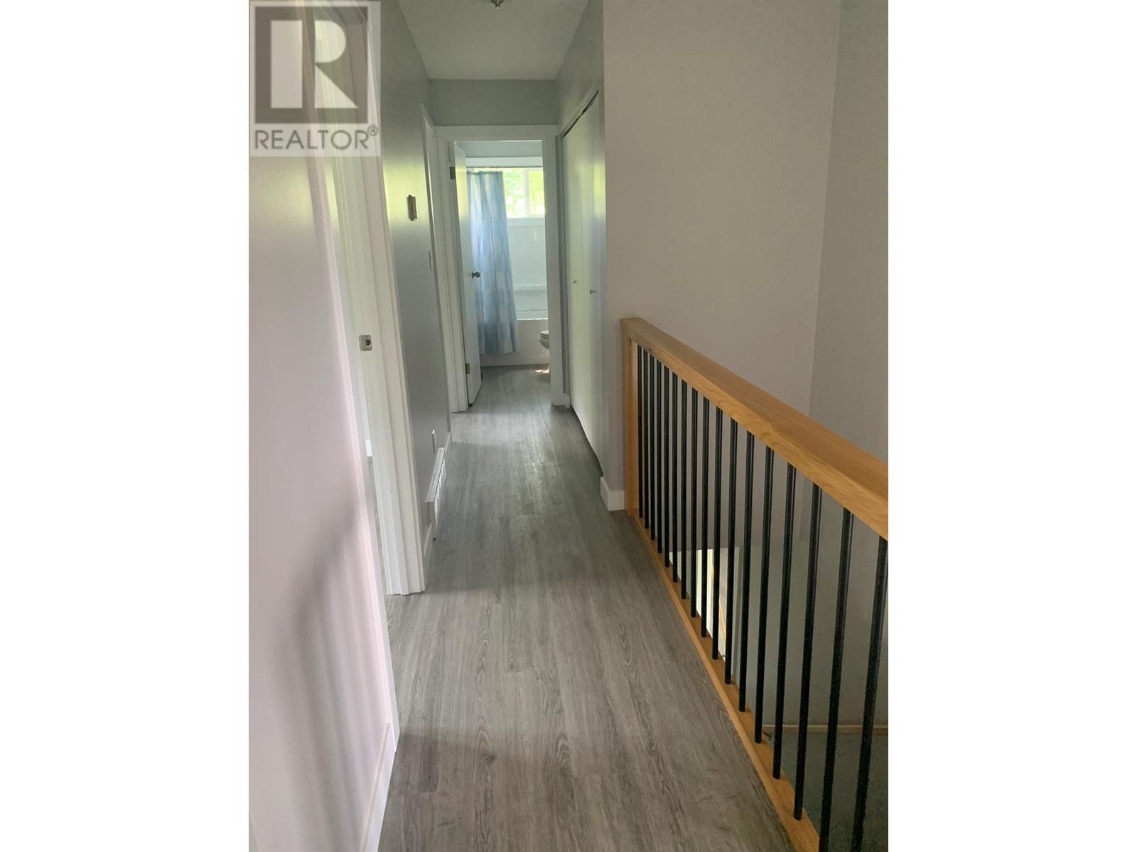 2755 95 Highway, Brisco