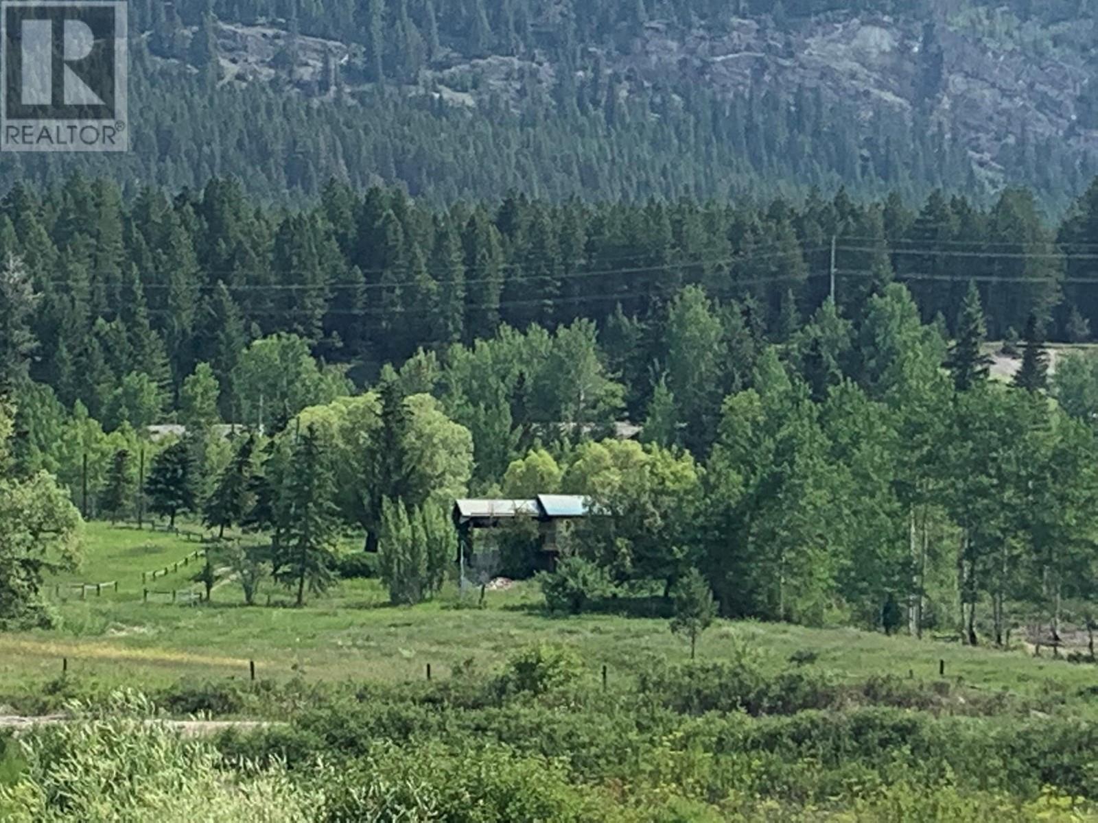 2755 95 Highway, Brisco