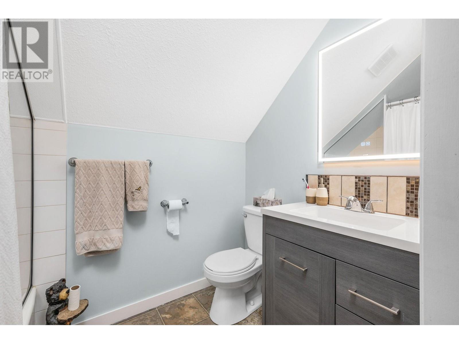  441 Hummingbird Avenue, Vernon