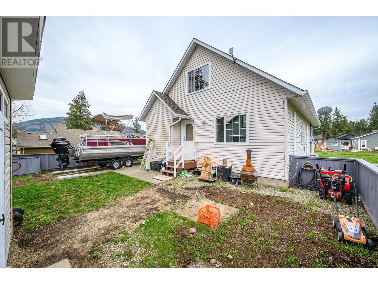  441 Hummingbird Avenue, Vernon