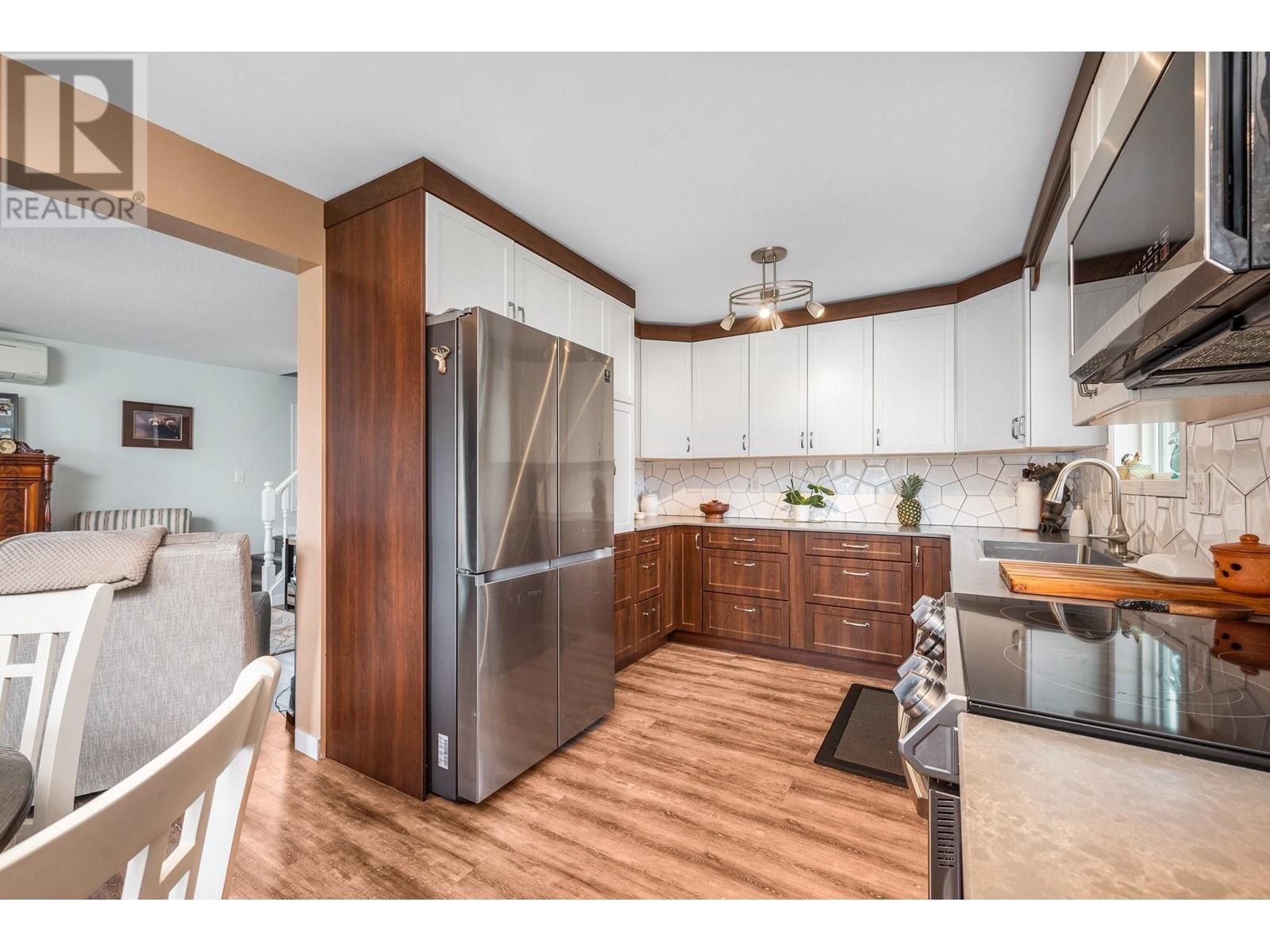  441 Hummingbird Avenue, Vernon