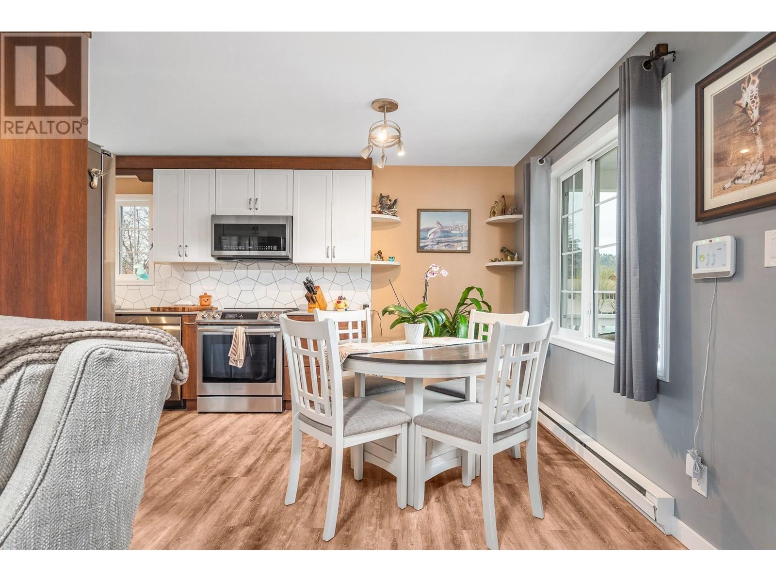  441 Hummingbird Avenue, Vernon