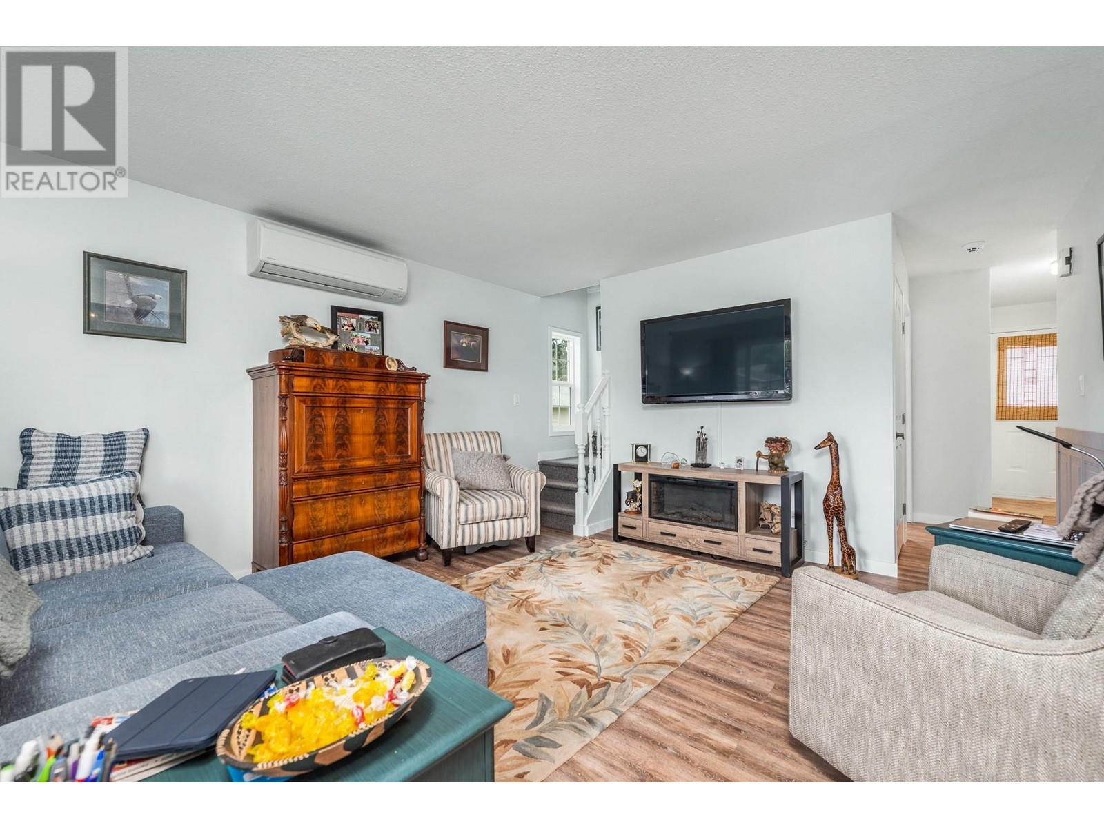  441 Hummingbird Avenue, Vernon