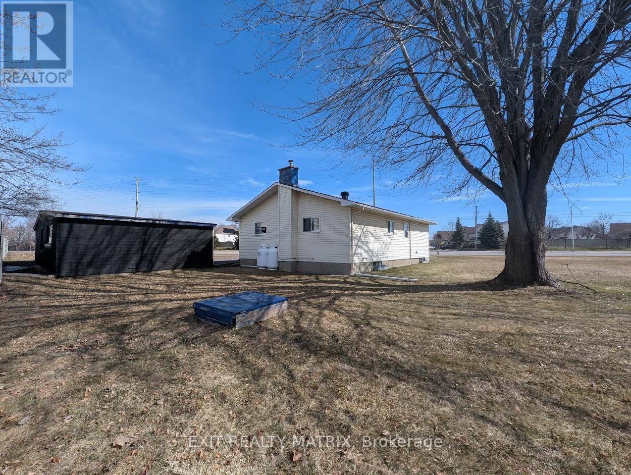Photo 7 of 1632 Trim Road, Ottawa ON