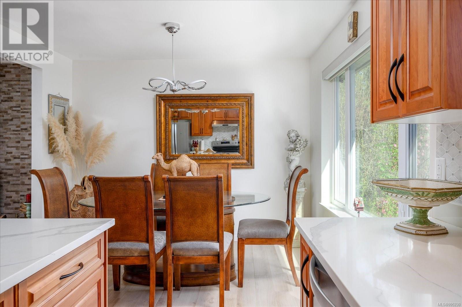 Photo 12 of 1701 Morden Rd, Nanaimo BC