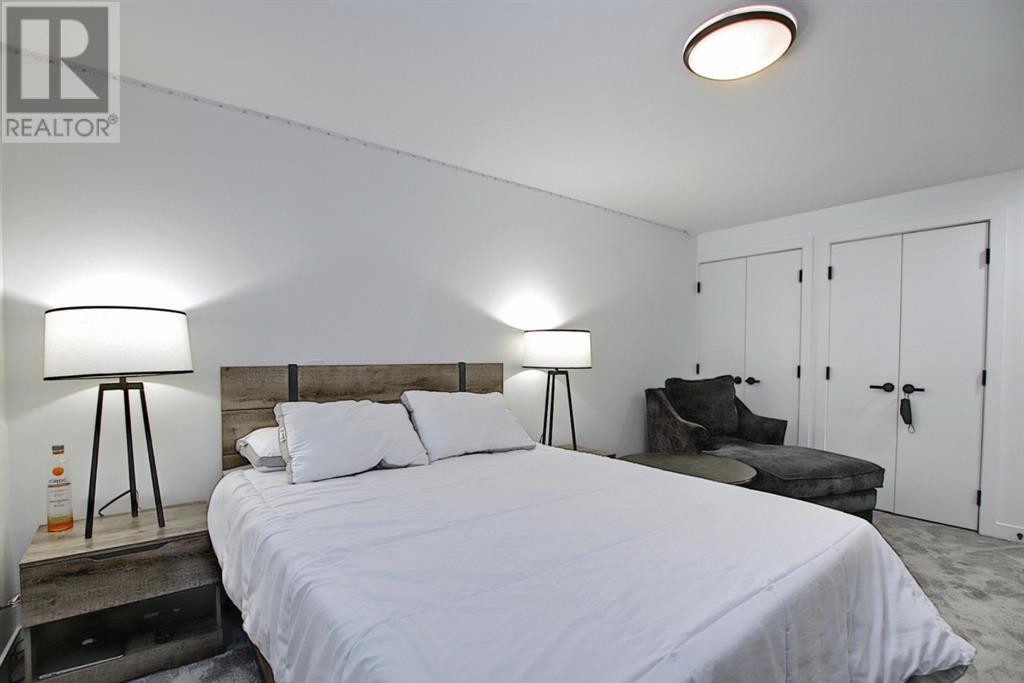 Single Family House for Sale in    Street SW Cliff Bungalow Calgary 