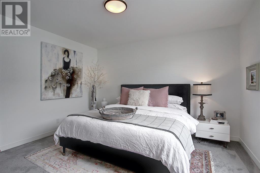 Single Family House for Sale in    Street SW Cliff Bungalow Calgary 