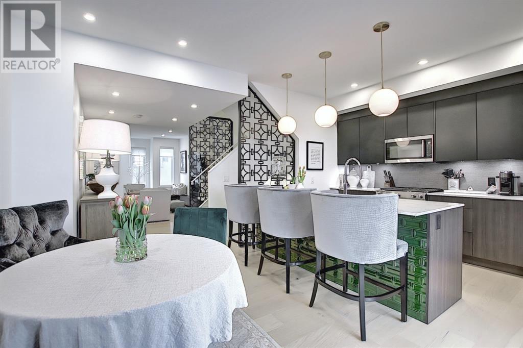 Single Family House for Sale in    Street SW Cliff Bungalow Calgary 