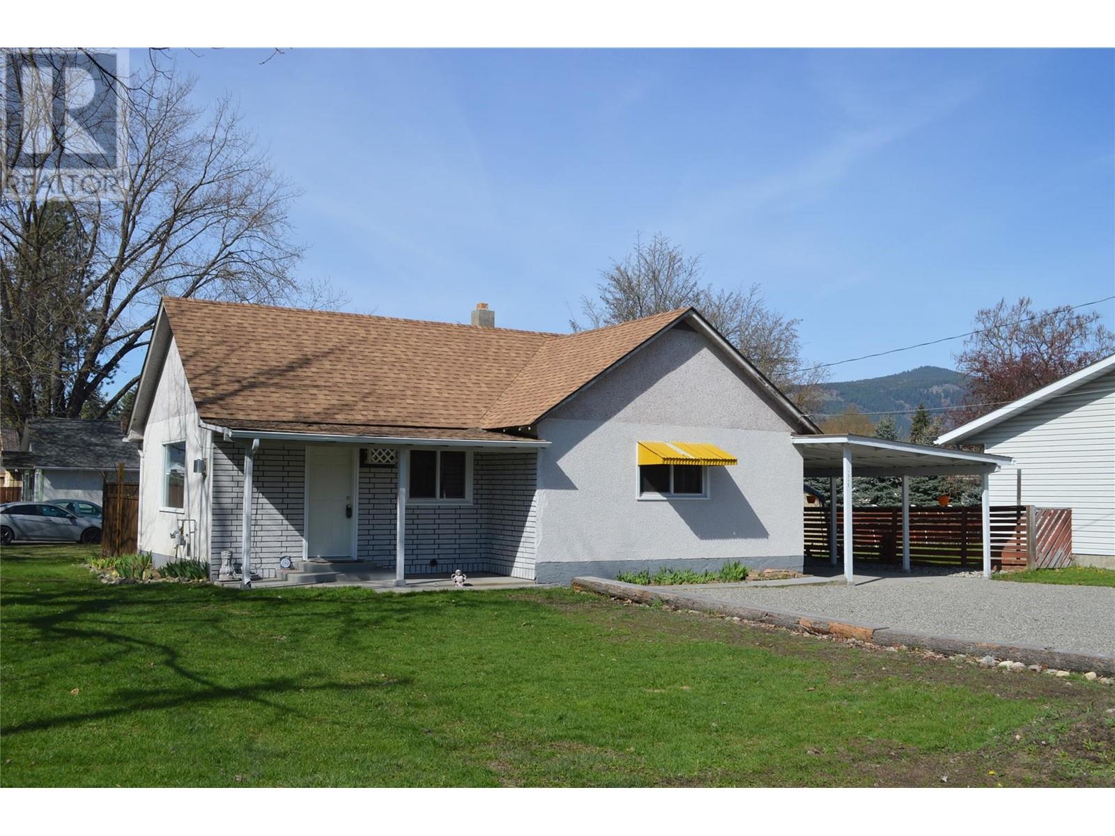 7119 10th Street, Grand Forks
