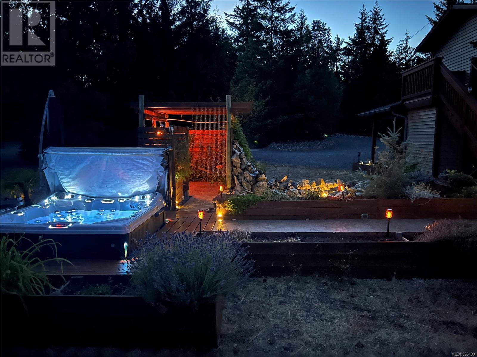 Photo 23 of 1680 Peligren Pl, Qualicum Beach BC