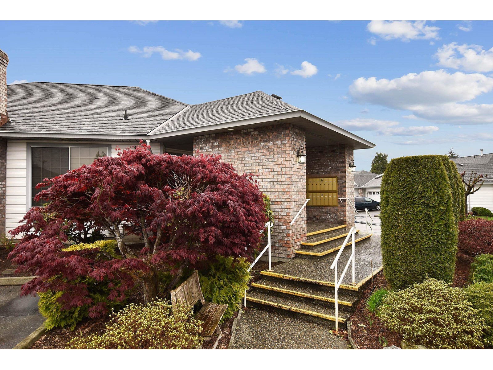 30 33922 KING                                   V2S 7N1 ROAD, Abbotsford real estate listing R2988257