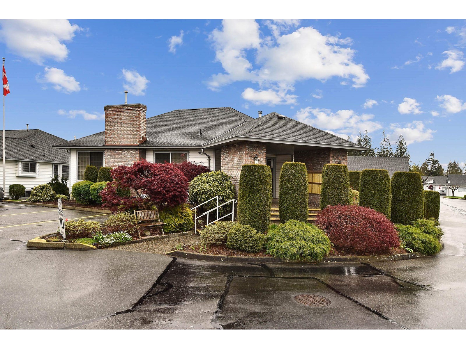 30 33922 KING                                   V2S 7N1 ROAD, Abbotsford real estate listing R2988257