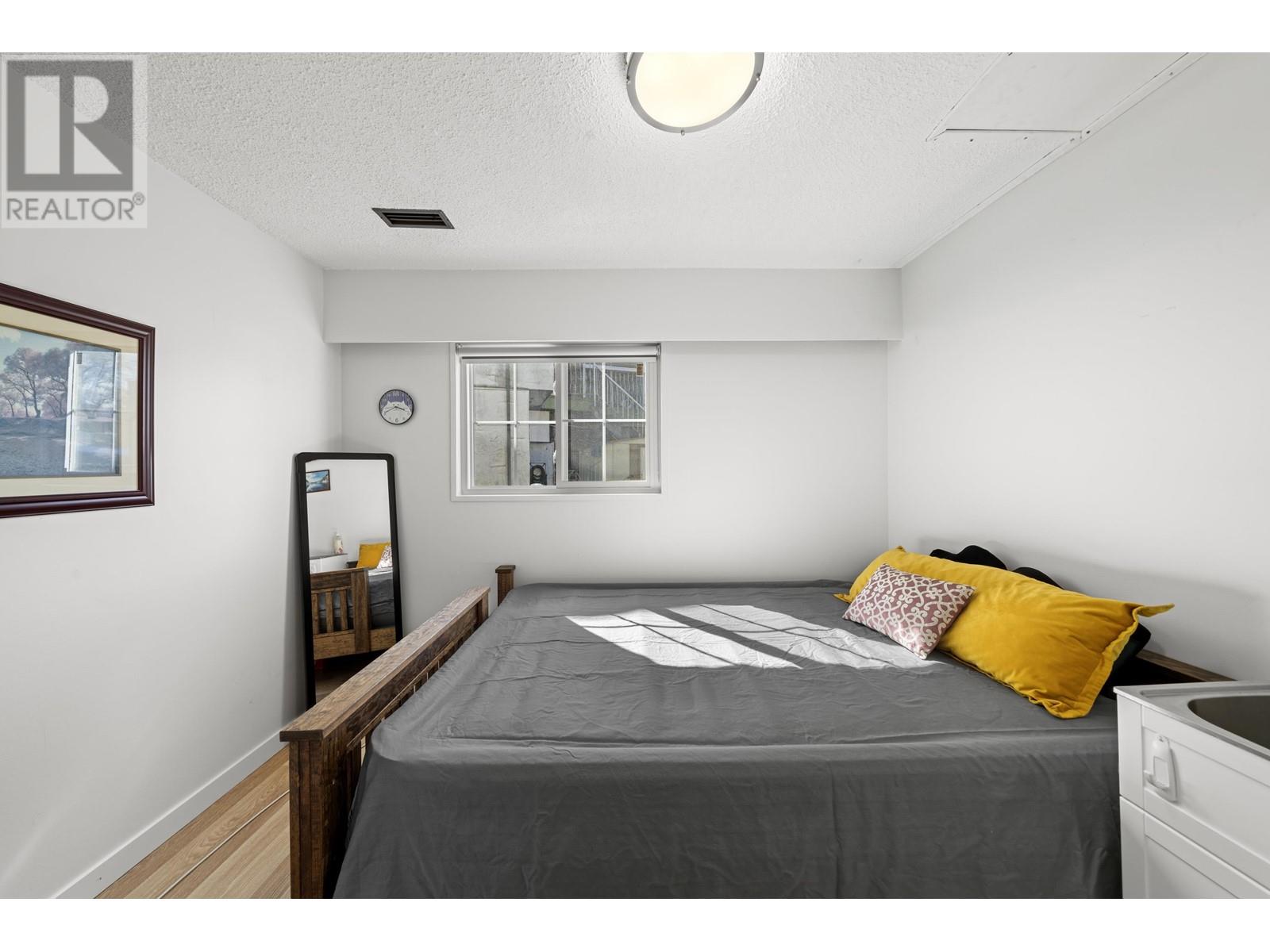 5681 CAMINO COURT, Burnaby