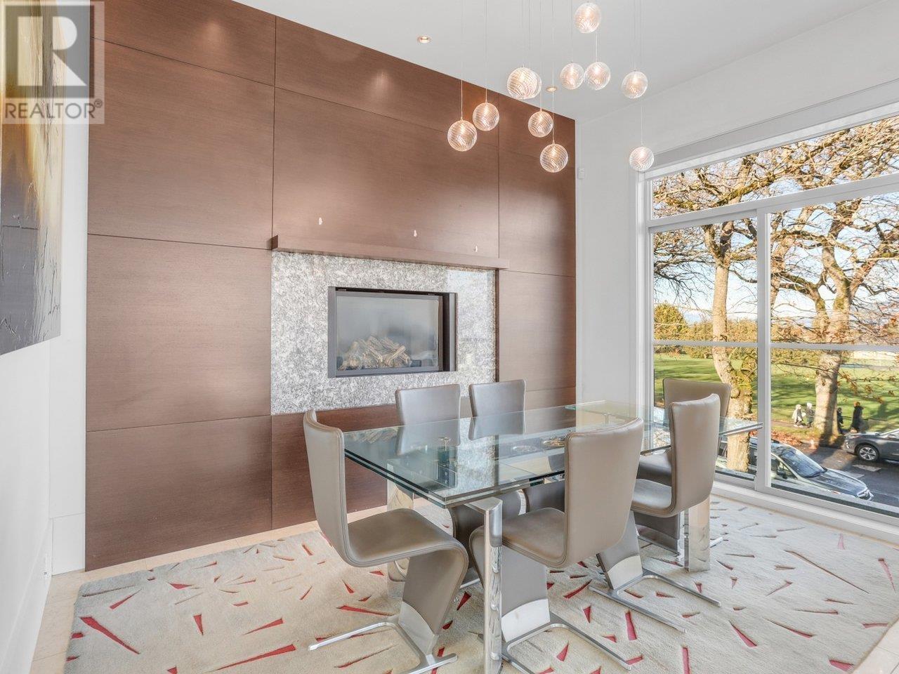 4306 W 8TH AVENUE, Vancouver