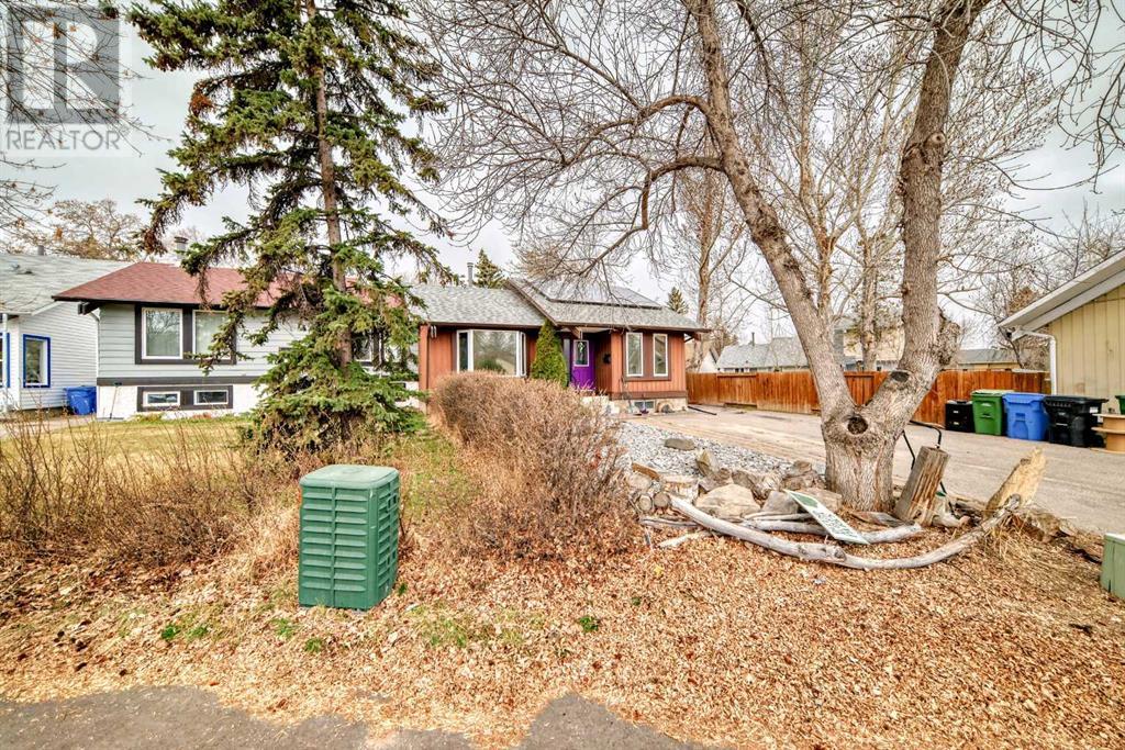 Single Family House Bungalow for Sale in  Whitehill Place NE Whitehorn Calgary 