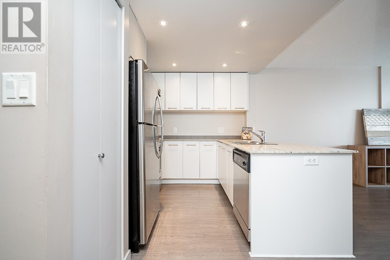 Photo 6 of 1102 3111 Corvette Way, Richmond BC