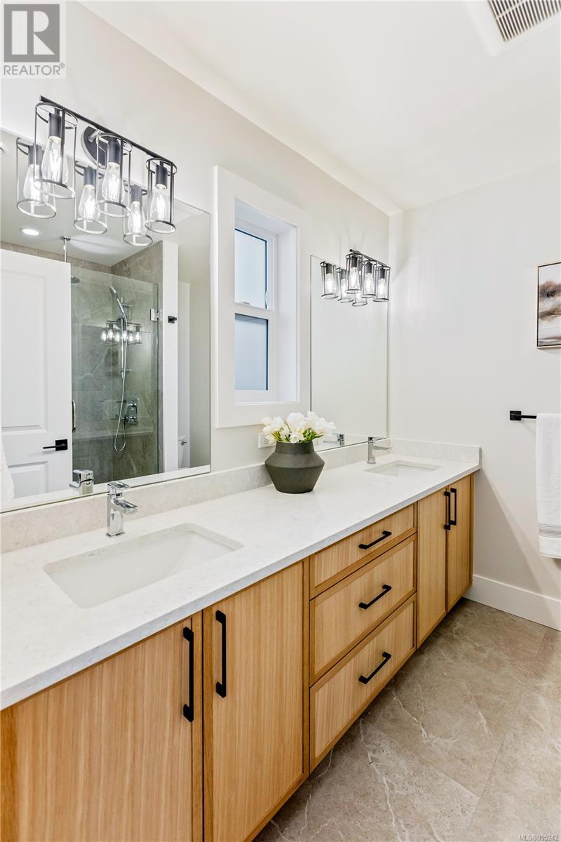 Photo 19 of 1538 Marble Pl, Langford BC