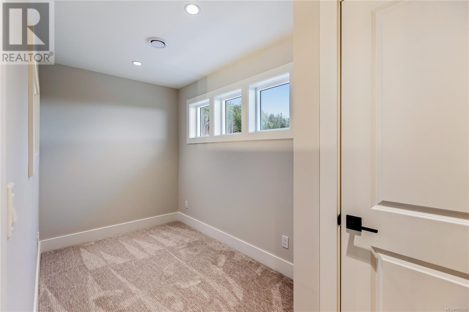 Photo 21 of 1538 Marble Pl, Langford BC