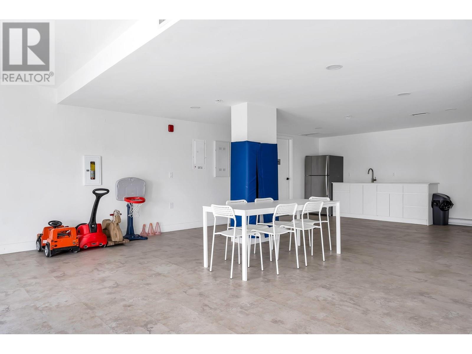 2205 2180 KELLY AVENUE, Port Coquitlam real estate listing R2990082