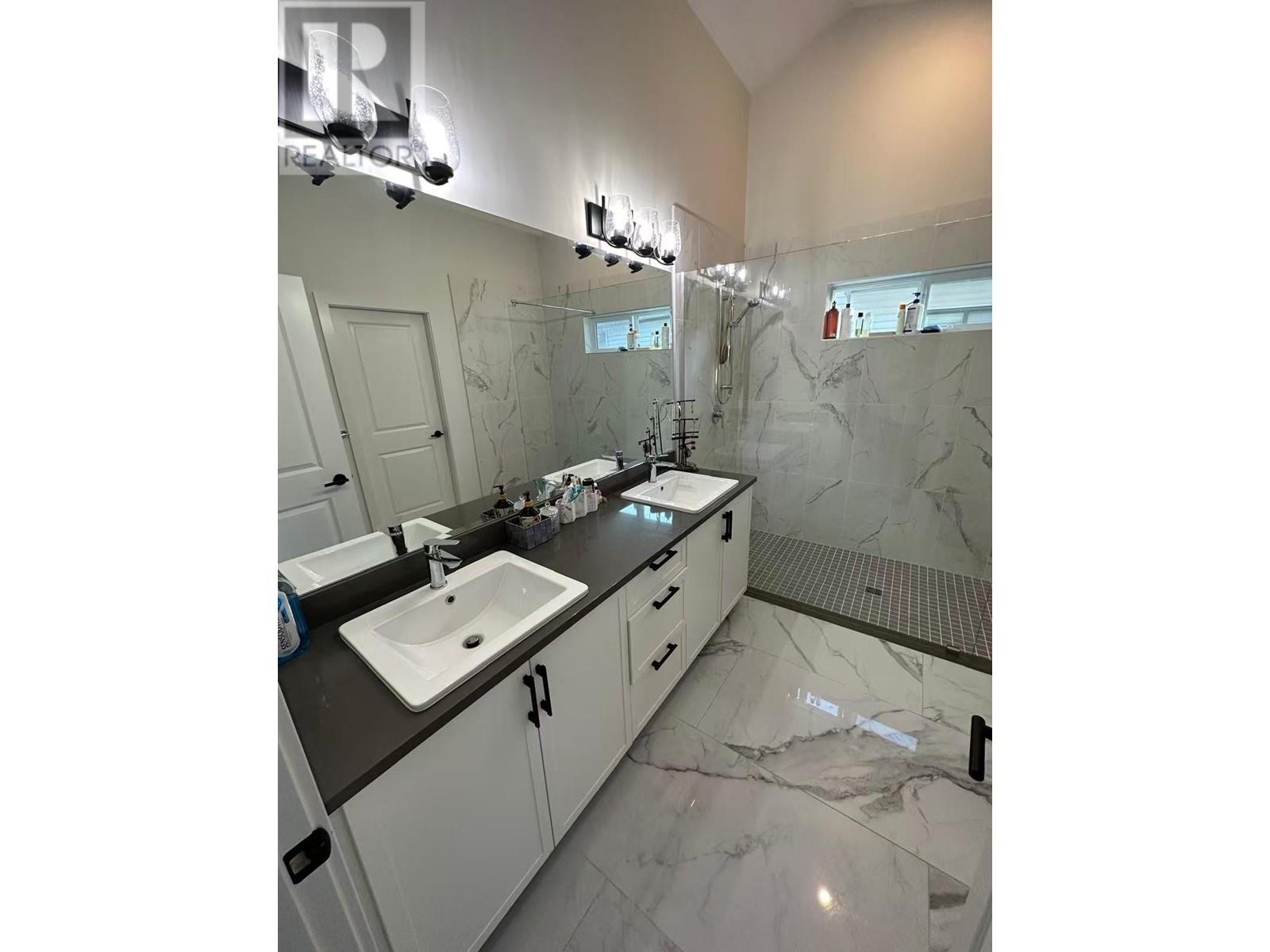 Photo 1 of 11377 Mcdougal Street, Maple Ridge BC