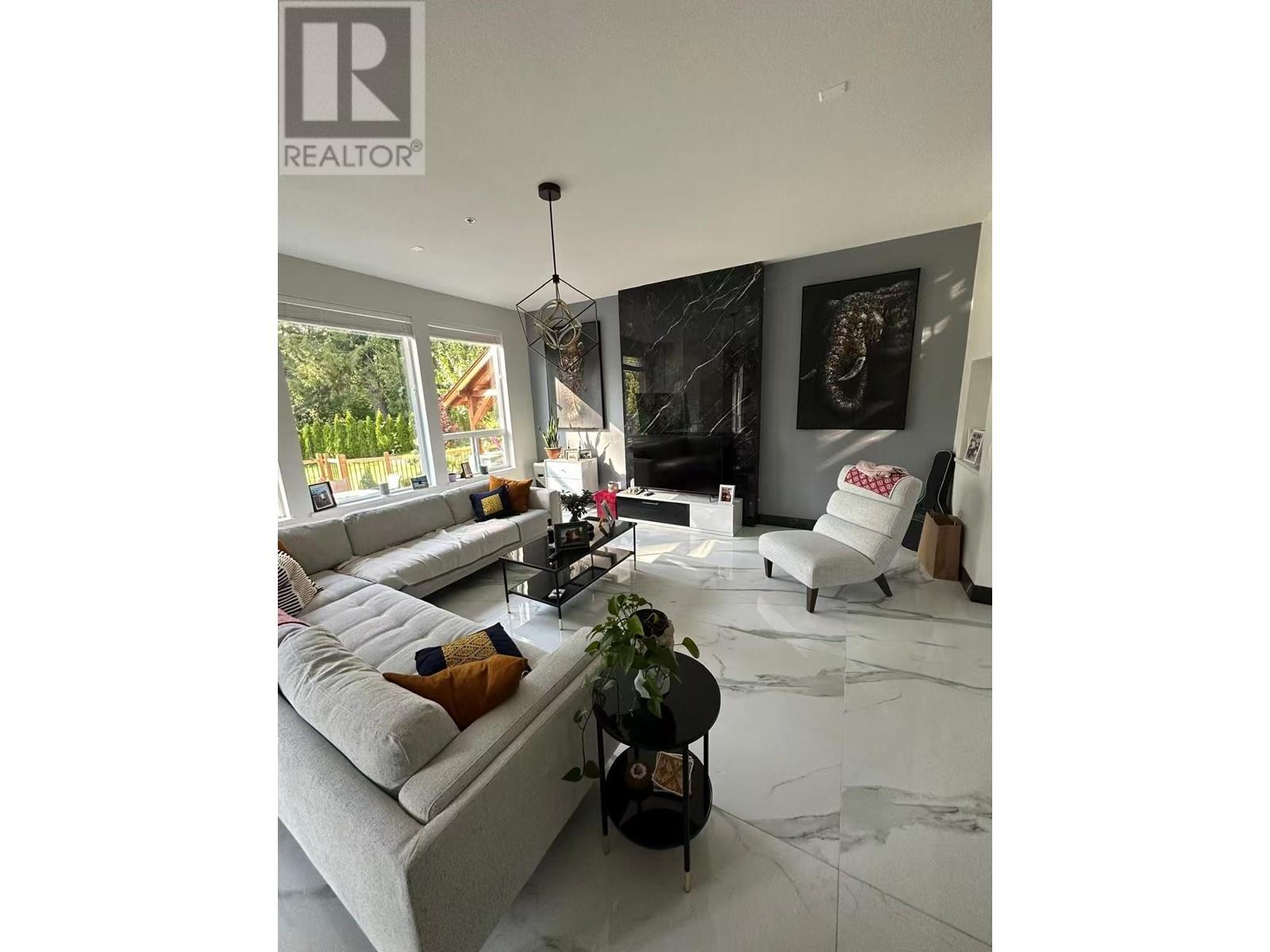 Photo 10 of 11377 Mcdougal Street, Maple Ridge BC
