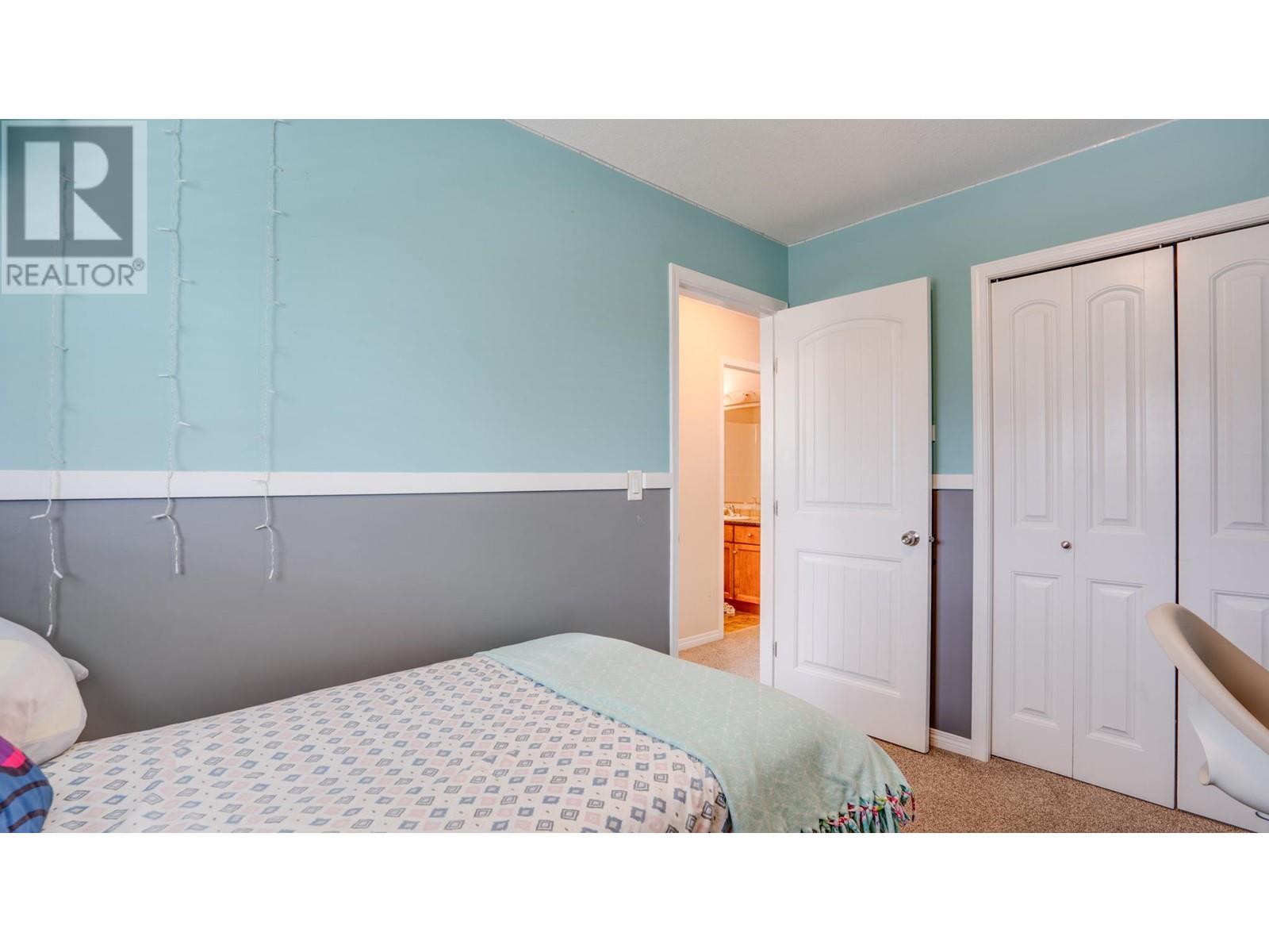 2655 Pleasant Valley Road Unit# 11, Armstrong