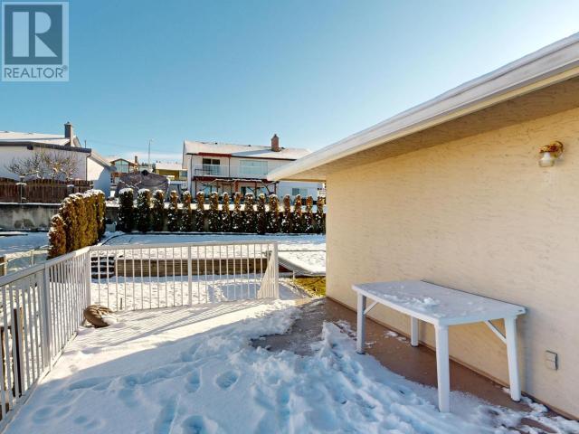 3756 STRATHCONA AVE, Powell River