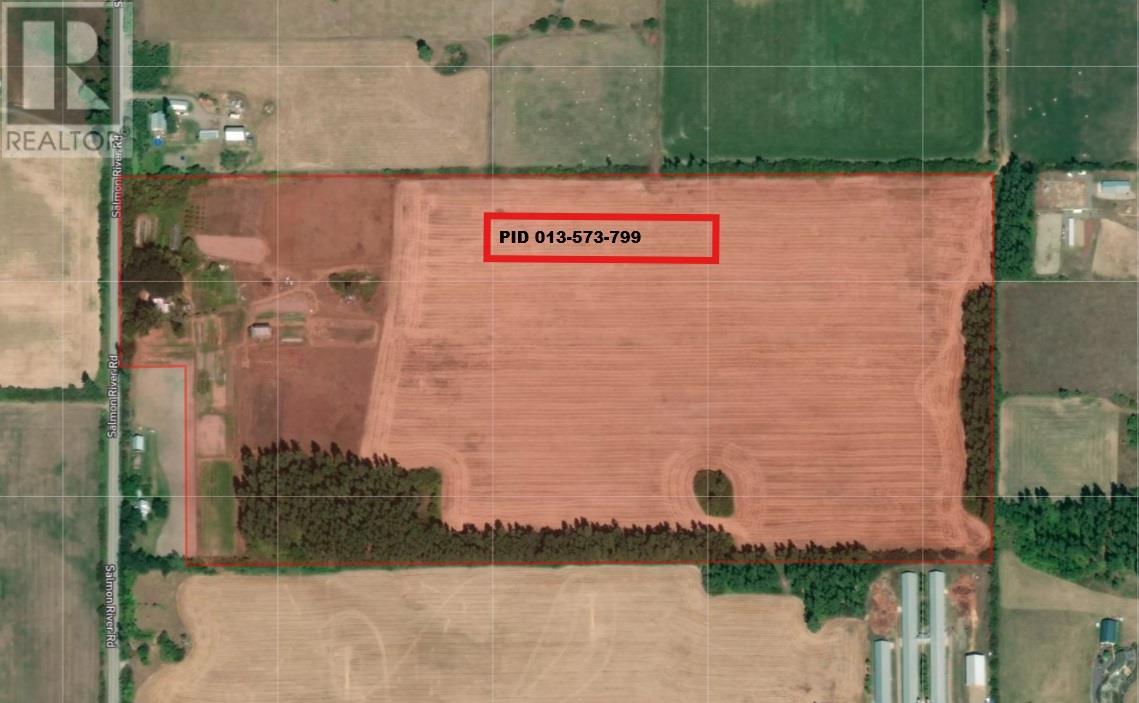4462 Salmon River Road, Spallumcheen