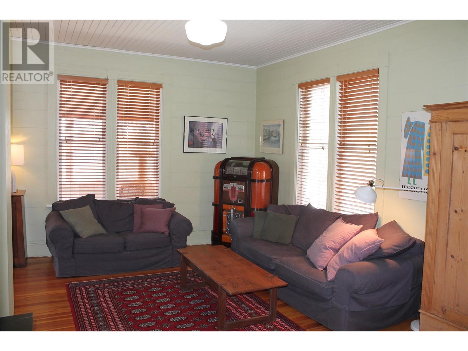 4462 Salmon River Road, Spallumcheen