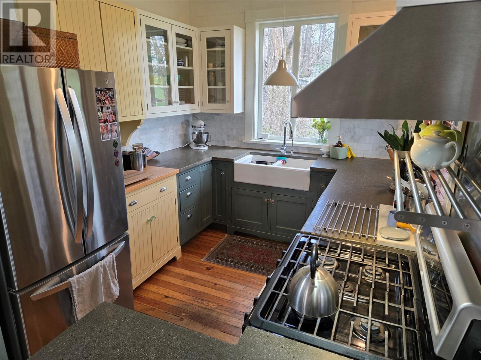 4462 Salmon River Road, Spallumcheen