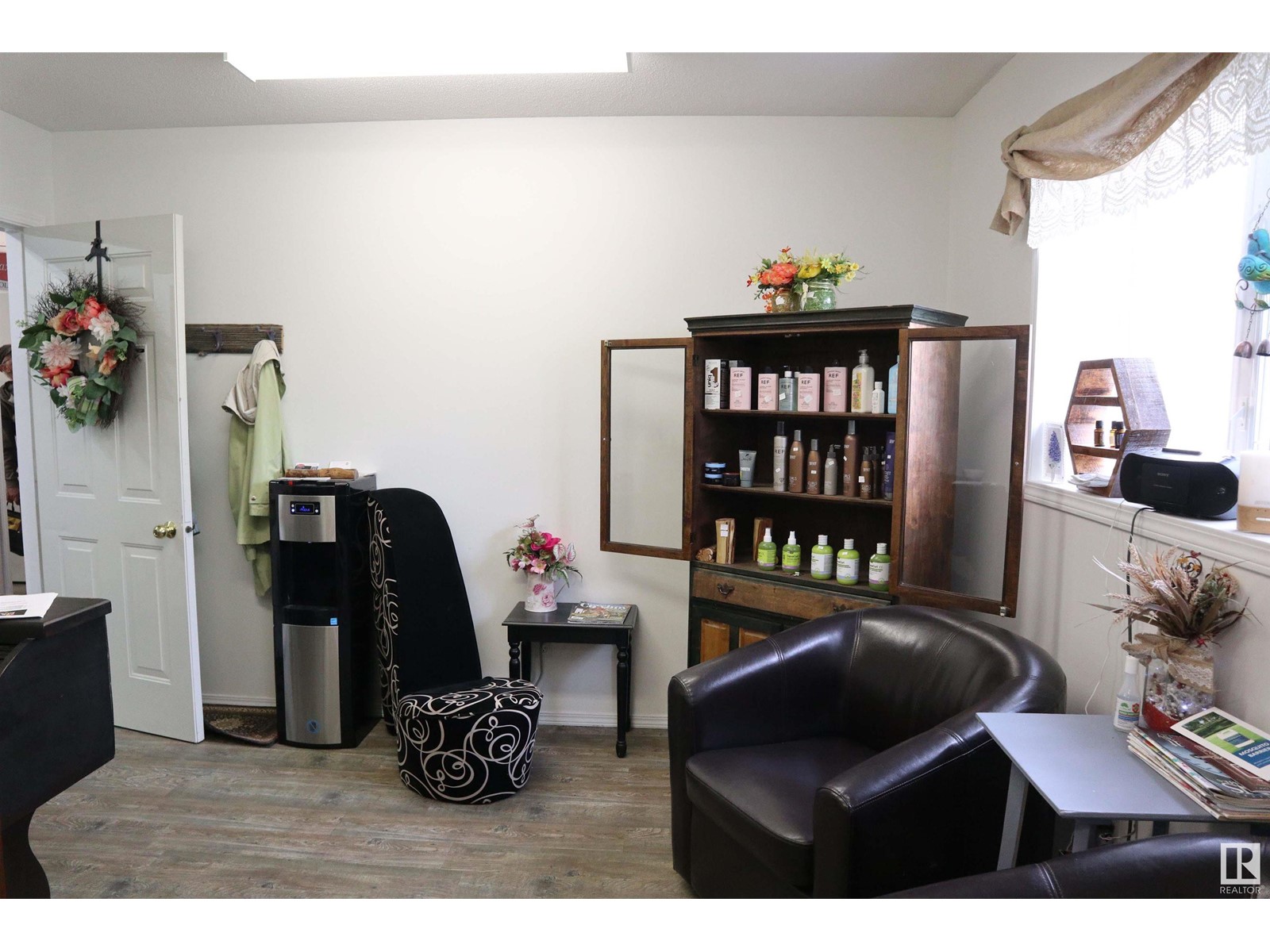 Photo 10 of 5606 Lake Dr, Rural Wetaskiwin County AB