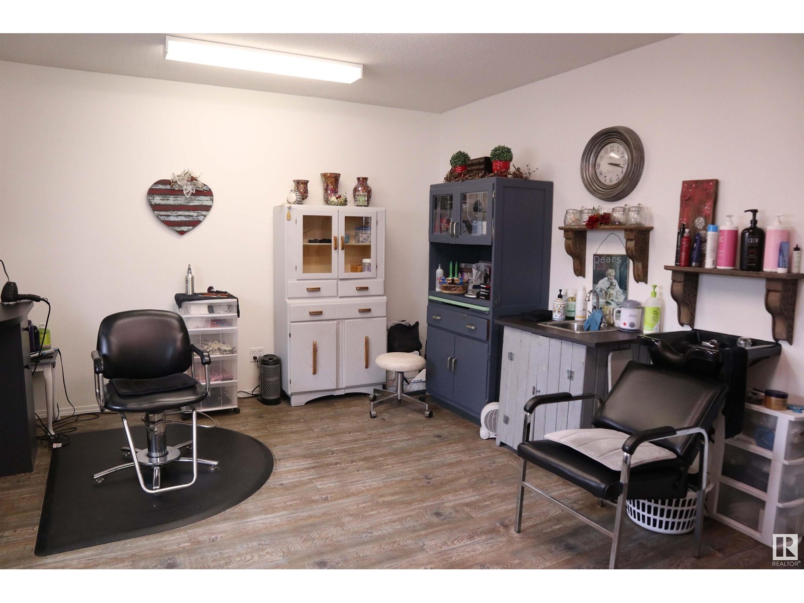 Photo 11 of 5606 Lake Dr, Rural Wetaskiwin County AB